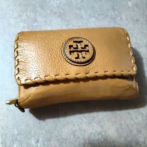 SOLD! Tory Burch wallet